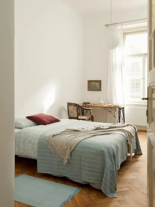 Διαμέρισμα Artisan & Old-Timey 2 Bedrooms Home Πράγα